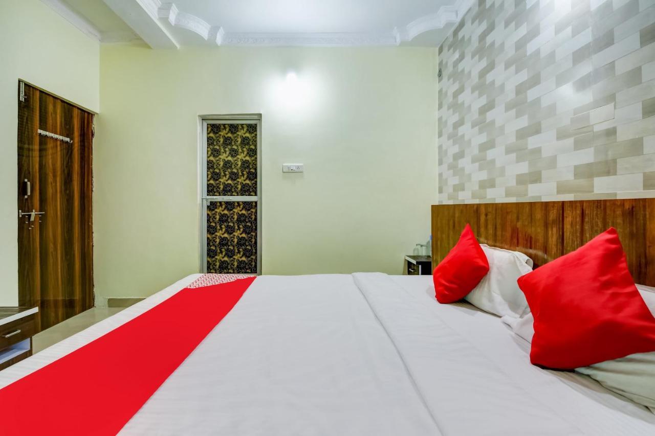 Oyo Hotel Badri Inn & Yatri Niwas Джабалпур Экстерьер фото